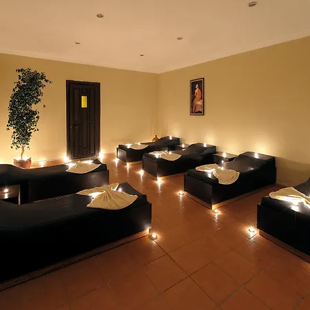 & Hotel 5*
