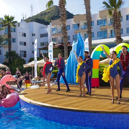 & Hotel
