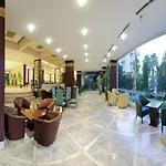 & Hotel 5*